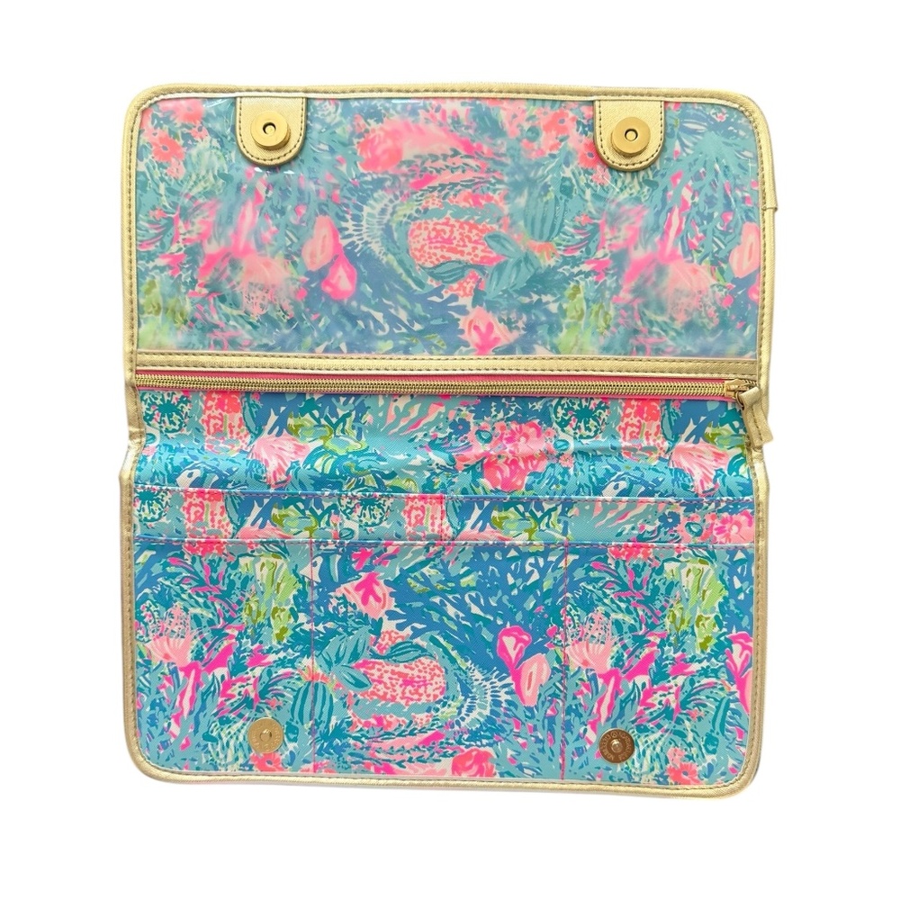 Lilly Pulitzer Fished My Wish B-Fold Travel Organizer Clutch Bag View 2